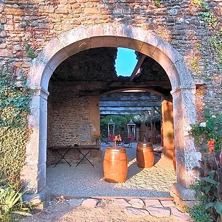 Domaine De La Castagnere *